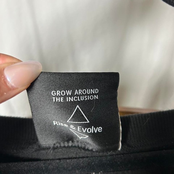 Rise And Evolve Women's Alchemy Graphic‎ Sweatshirt no size tag medium - Picture 4 of 5